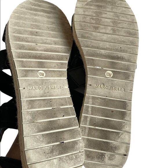 Black Sandals by Marc Fisher, Size 10 - Picture 6 of 8